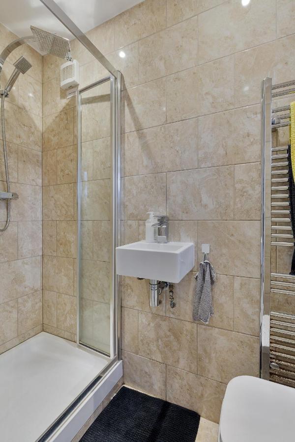 Goshawk Gardens Apartment Hayes  Exterior photo